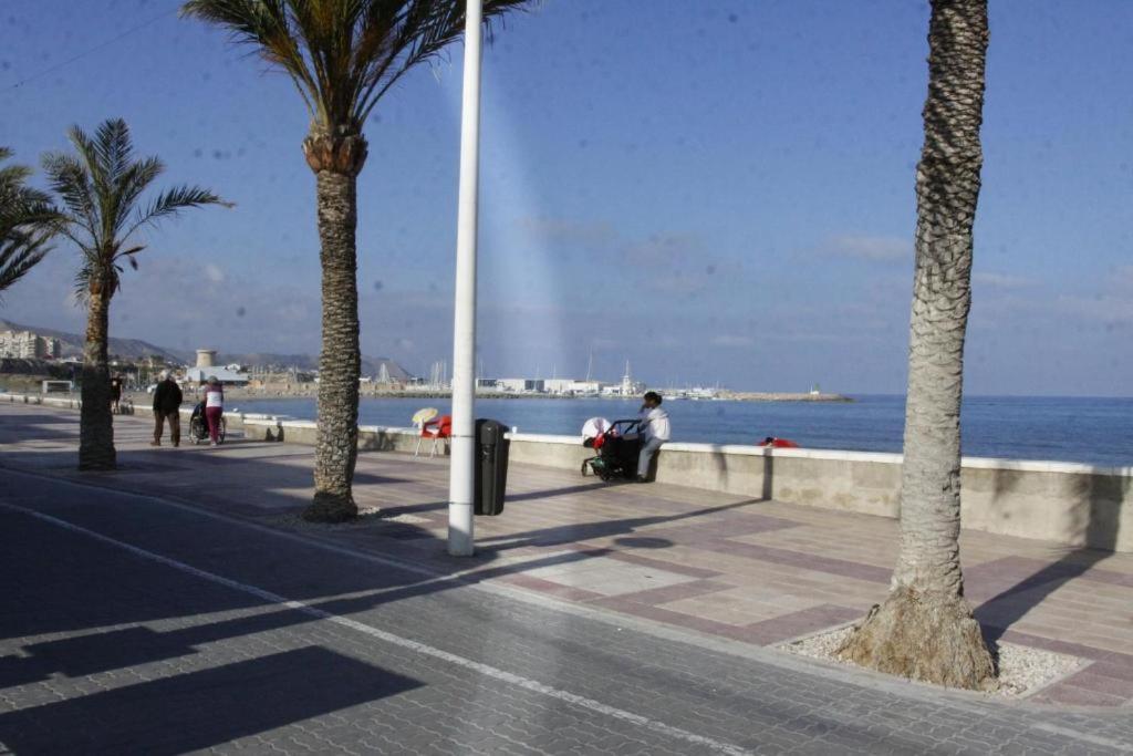 Sublime Appartement Vue Mer Avec Piscine El Campello Exterior foto